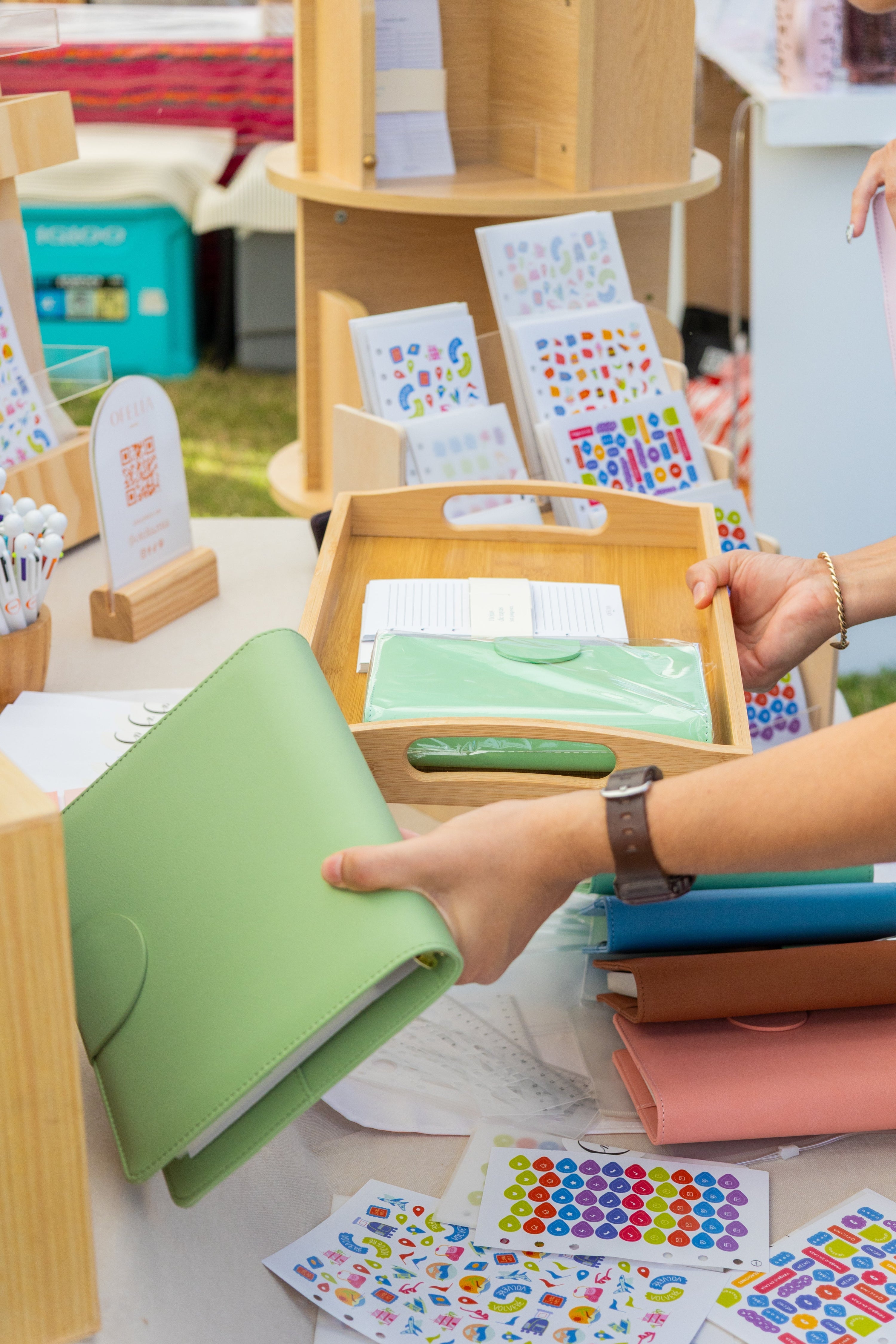 De lo digital a lo real: ¡Nuestra primera experiencia en un bazaar!